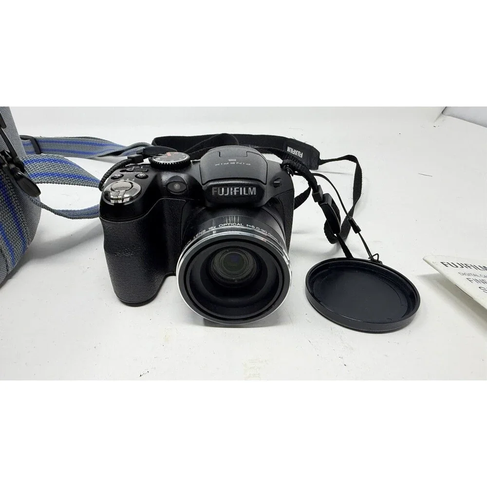Fujifilm FinePix S2940WM 14MP Digital Camera W/Case TESTED WORKS